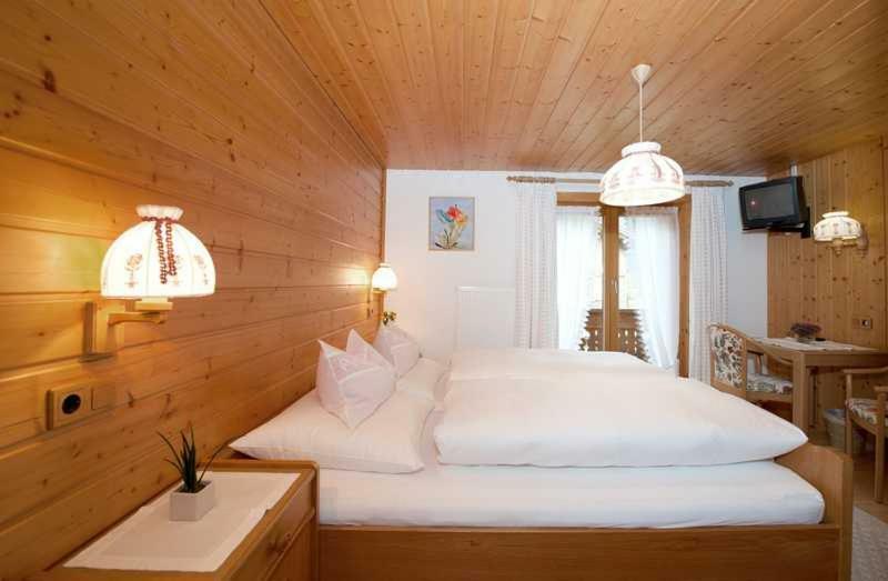 Haus Maria Ritter Apartment Schoppernau Luaran gambar